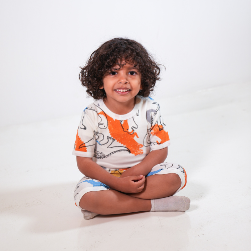 بيجامة شورت برسومات الديناصورات