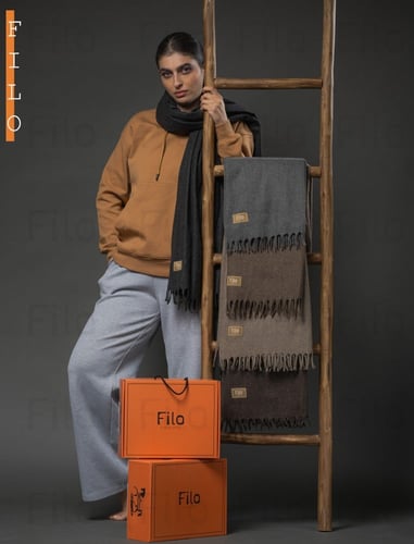 شال صوف بيج غامق