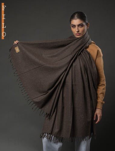 شال صوف بني