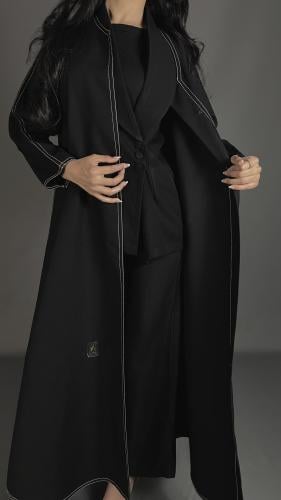 عبايه قماش كتان اسود تطريز خيط ابيض اطراف العبايه