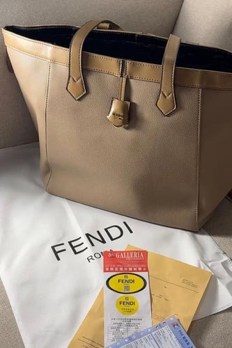 فندي توت باق