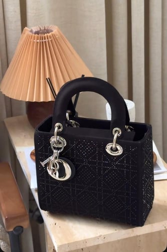 ليدي ديور كريستال