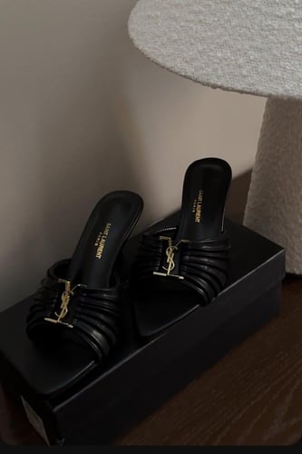 هيلز سان لوران