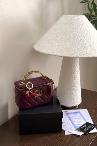 شانيل فانيتي