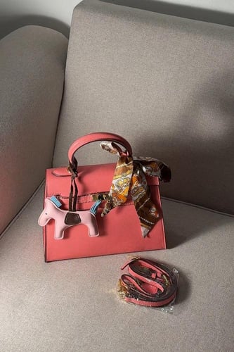 هيرمز كيلي باق