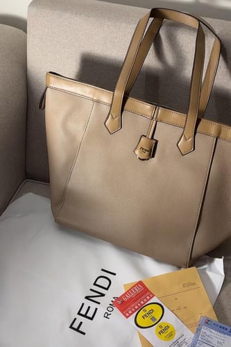 فندي توت باق