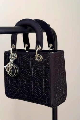 ليدي ديور كريستال