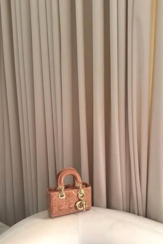 ليدي ديور - S