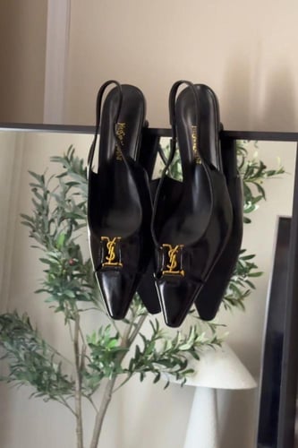 كعب سان لوران