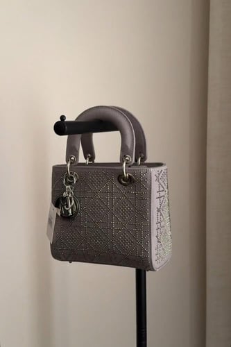 ليدي ديور كريستال