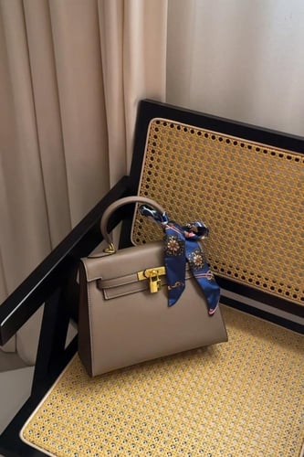 هيرمز كيلي باق