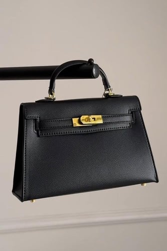 هيرمز كيلي باق