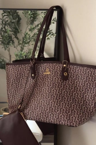 توت باق اقنر دبل فيس