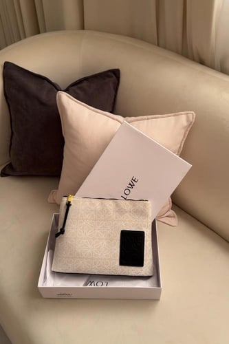 باوتش لويفي