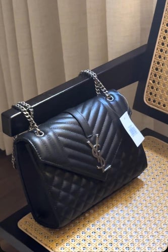 ايف سان لوران