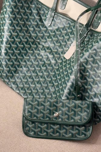 توت باق قويارد