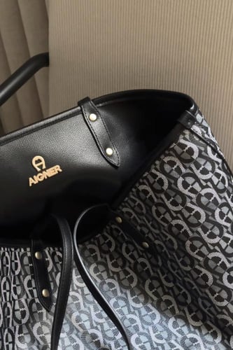 توت باق اقنر دبل فيس