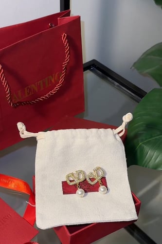 حلق فالنتينو