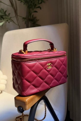 شانيل فانيتي