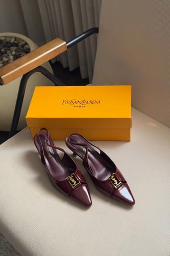 كعب سان لوران