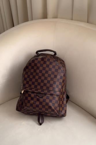 حقيبة ظهر لويس فيتون