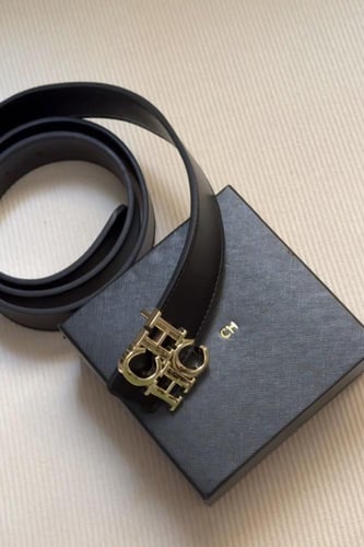 حزام CH كارولينا هيريرا