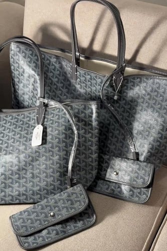 توت باق قويارد