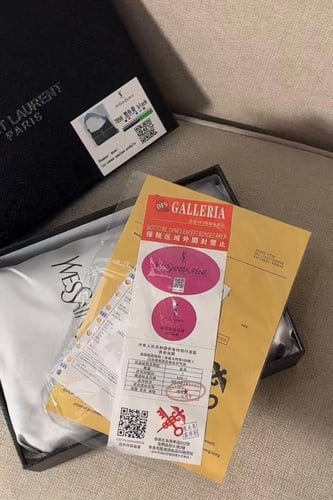 ايف سان لوران