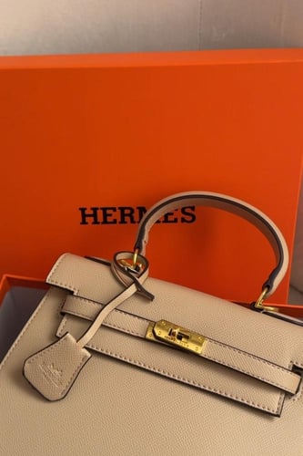 هيرمز كيلي باق