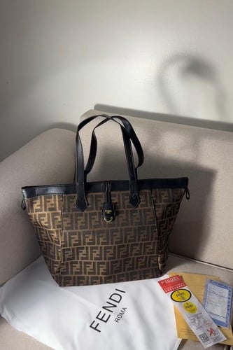 فندي توت باق