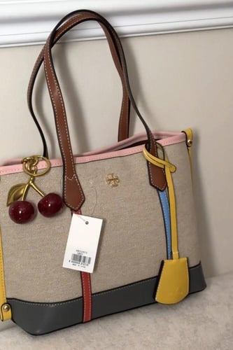 توري بورش توت باق