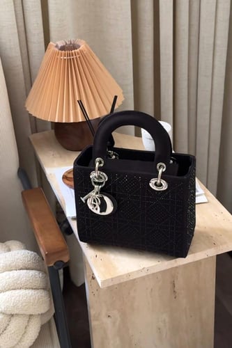 ليدي ديور كريستال