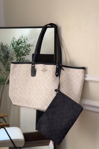 توت باق كوتش دبل فيس