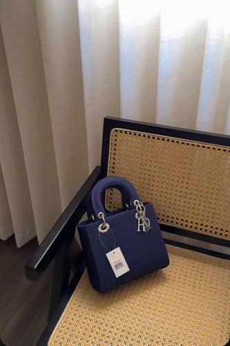 ليدي ديور كريستال