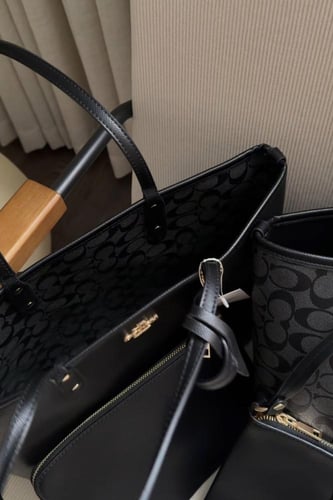 توت باق كوتش دبل فيس