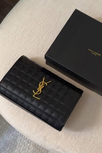 ايف سان لوران كروس