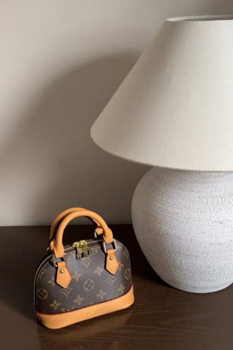 لويس فيتون بيبي ألما