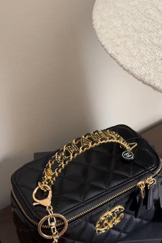 شانيل فانيتي