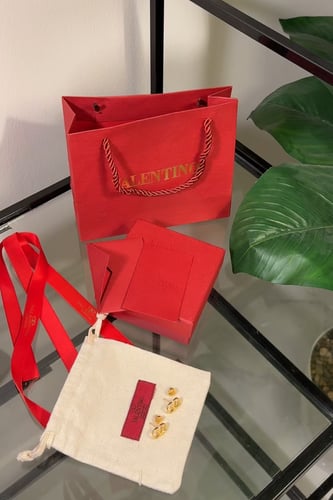 حلق فالنتينو