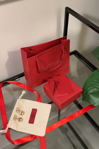 حلق فالنتينو