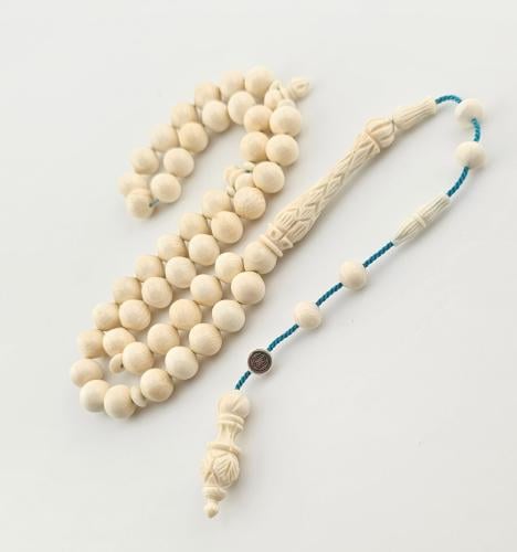 سبحه من عاج الفيل, 45 خرزه ذروي 8 ملم وشاهد منقوش.