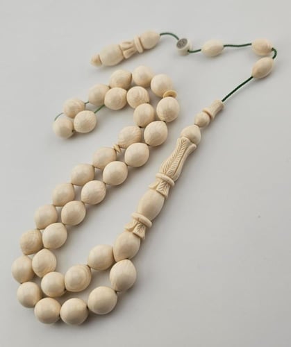 سبحه من عاج الفيل, 33 خرزه زيتوني 12 في 10 ملم وشا...
