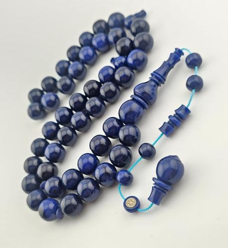 سبحه فاتوران ناعمه بلون ازرق بتعريقه سوداء و خرز ك...