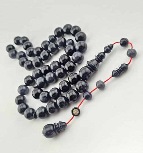 سبحه فاتوران ناعمه بلون اسود بتعريقه رماديه و خرز...