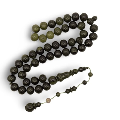 مسباح زيتي بتعريقه خضراء