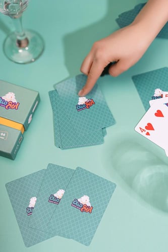 ورق لعب اربع مئة