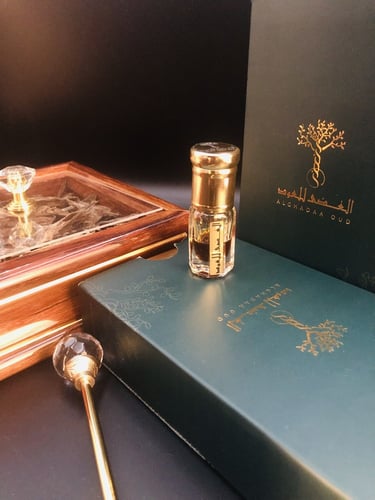 دهن عود كمبودي قديم (تركة)