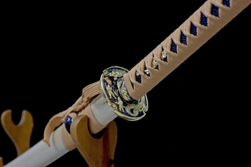 كاتانا كينونو تورا