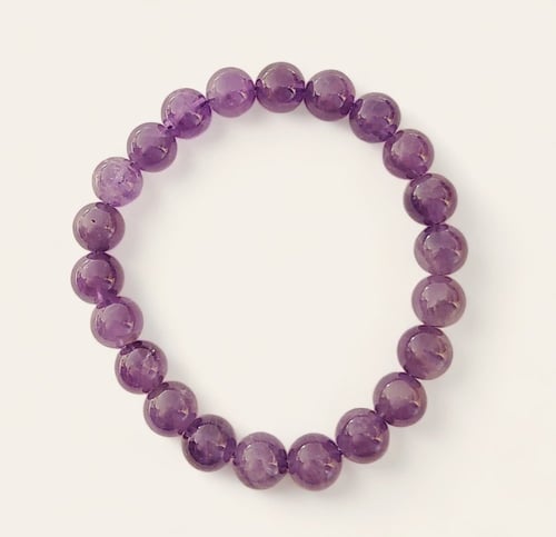 اسوارة حجر الاميثست البنفسجي