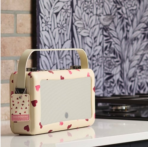 راديو ومكبر صوت